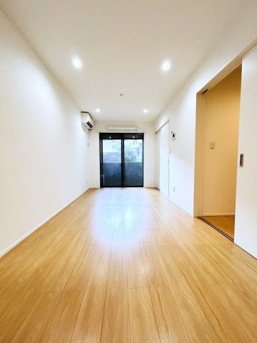 【居間・リビング】