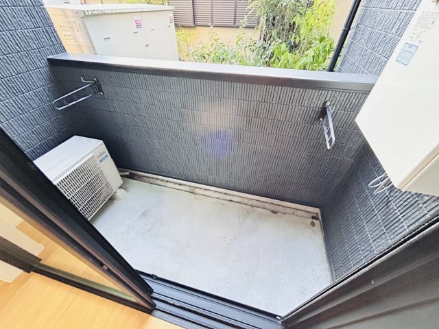【バルコニー】