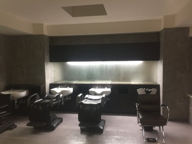 【内装】 | 新百合ヶ丘駅3分 クロスアベニュー新百合 2階 28.7坪 美容室居抜き