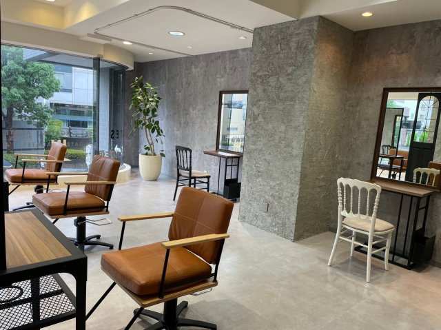 【内装】 | 新百合ヶ丘駅3分 クロスアベニュー新百合 2階 28.7坪 美容室居抜き