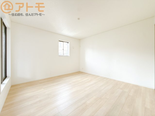 【寝室】 | 葵区住吉町第1　新築戸建　全1棟 | 毎日すごす部屋の広さや陽当りも気になるポイントですね！現地で体感してみてください♪