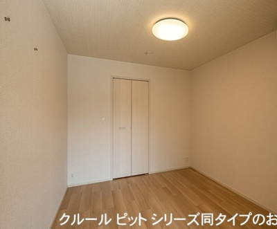 【内装】 | シャーロック  LDKW | 内装は落ち着いています