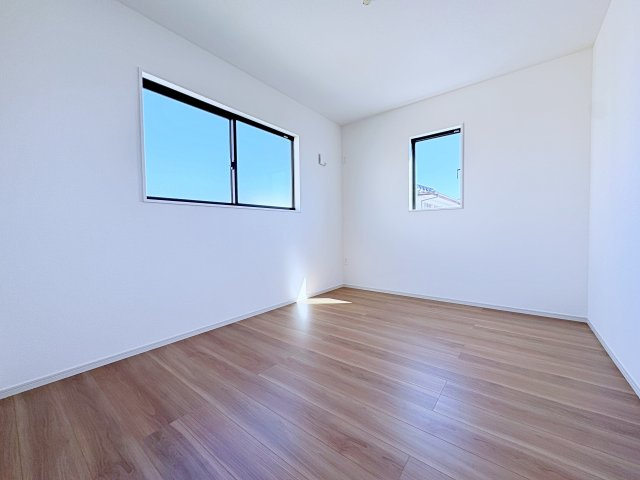 新築戸建・新築建売　郡山市富田町　富田東小・富田中の洋室