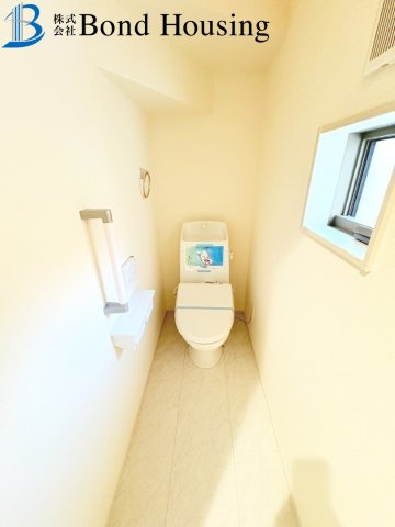 JR朝霧徒歩１３分　長期優良住宅　明石市朝霧町１丁目　新築戸建のトイレ