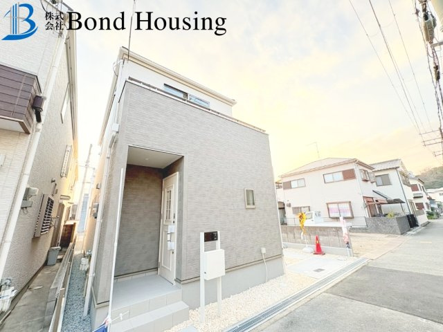 JR朝霧徒歩１３分　長期優良住宅　明石市朝霧町１丁目　新築戸建の外観
