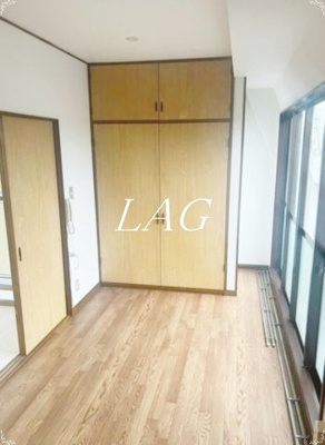 【居間・リビング】 | ｂ’ＣＡＳＡ西新井大師ｒｅ－ｂｏｒｎ | 洋室のお部屋です。