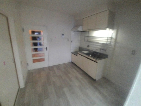 シャトー押部の居間・リビング