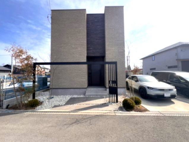 栃木ハウス施工の築浅モデルハウス！！の外観