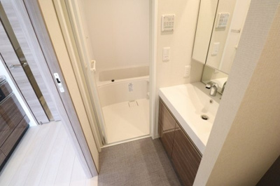 【独立洗面台】 | TEC Green Residence