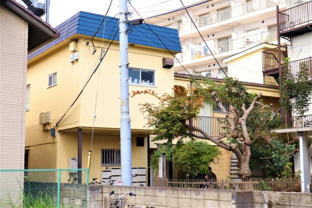 日発貫井南町コーポの外観