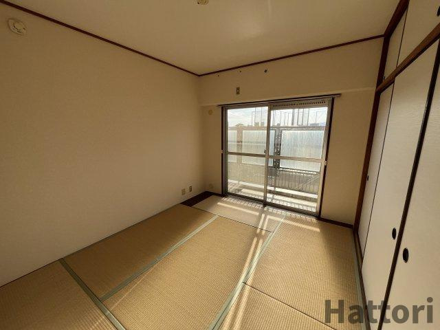 シャンボールメゾン曽根の和室