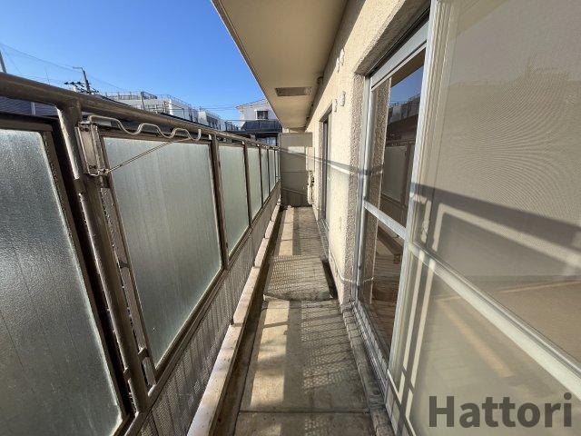 シャンボールメゾン曽根のバルコニー