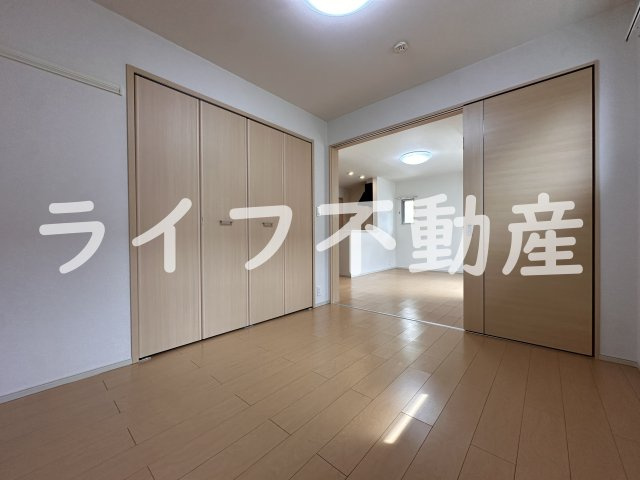 セレスコート花園の居間・リビング