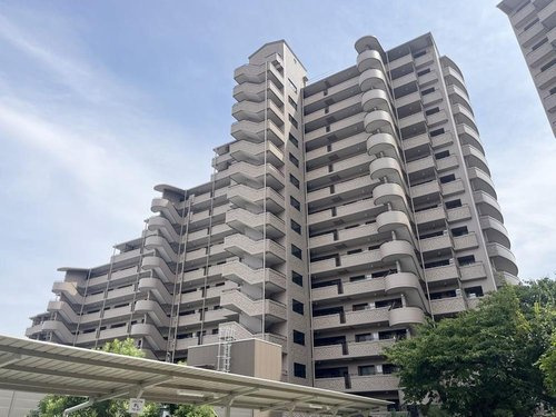 コート甲子園南4番館の外観