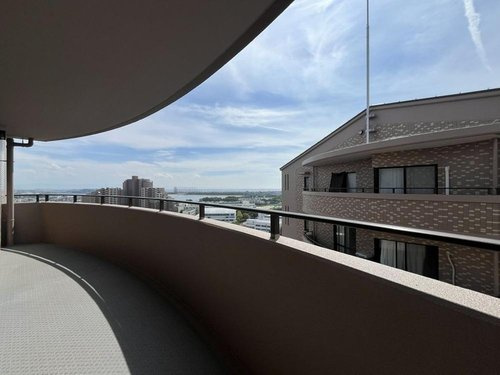 コート甲子園南4番館のバルコニー