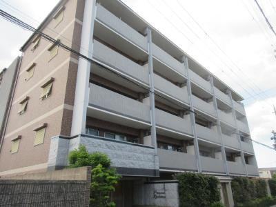プレサンス京大前の外観
