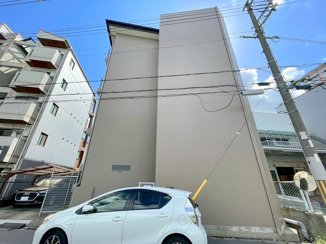 原田マンションの外観
