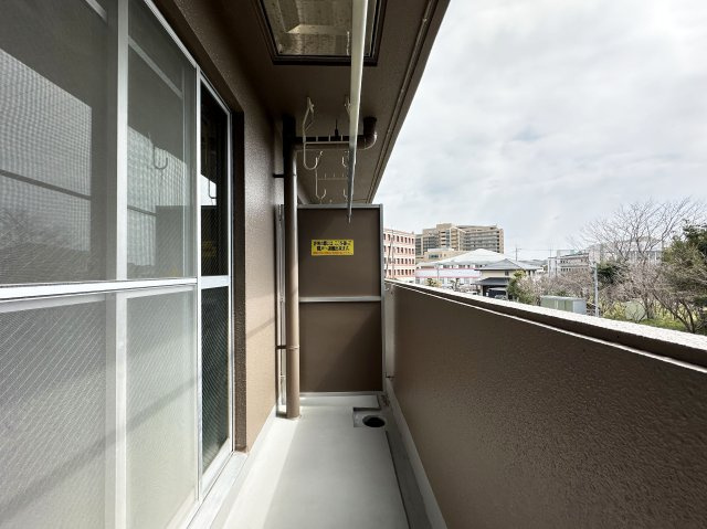 アシェルのバルコニー