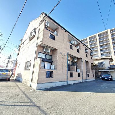 熊本市中央区九品寺６丁目のアパートの外観