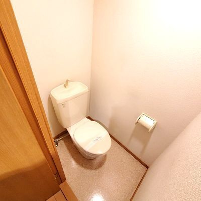 熊本市中央区九品寺６丁目のアパートのトイレ