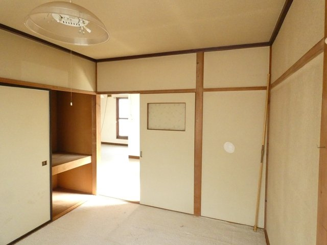 白百合マンション１号棟の和室