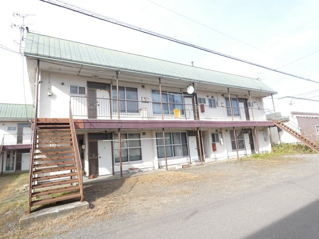 白百合マンション１号棟の外観