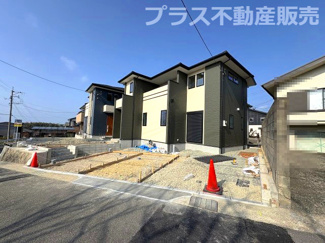 【外観】 | 現地写真。同じ物件を見るなら、プラス不動産販売にお任せ下さい。