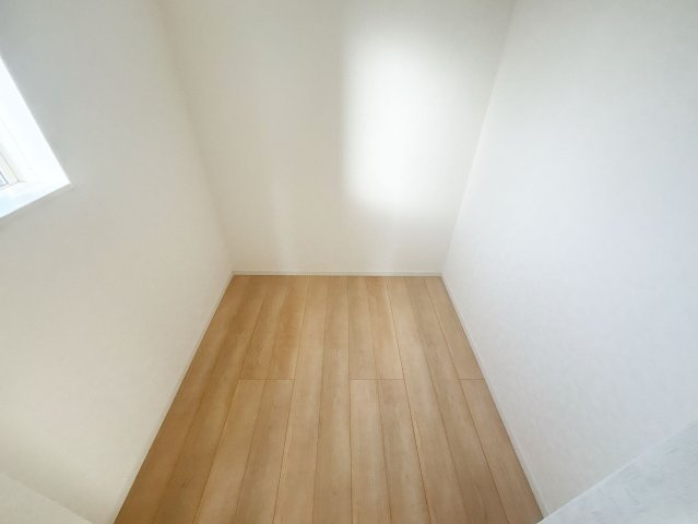 【収納】 | 富士見市諏訪2丁目　新築一戸建住宅　全4棟　(ふじみ野店) | 6.7帖の洋室にはWICがございます。