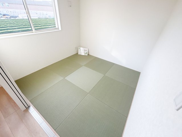【和室】 | 富士見市諏訪2丁目　新築一戸建住宅　全4棟　(ふじみ野店) | 居室としてはもちろん、小さなお子様のお昼寝にも大活躍の和室