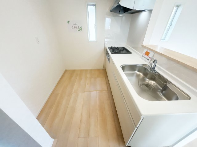 【キッチン】 | 富士見市諏訪2丁目　新築一戸建住宅　全4棟　(ふじみ野店) | 人気の対面式キッチン！