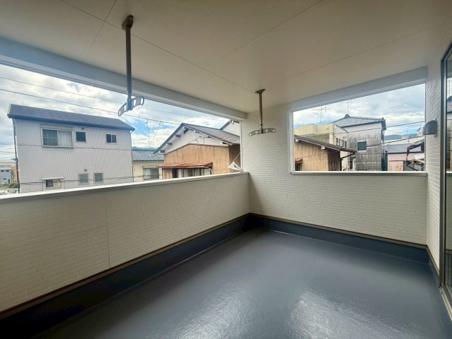 高知市桟橋通3丁目 桟橋第２　1号棟新築戸建 のバルコニー
