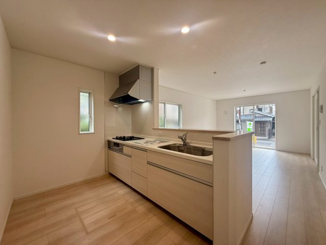 高知市桟橋通3丁目 桟橋第２　1号棟新築戸建 のキッチン