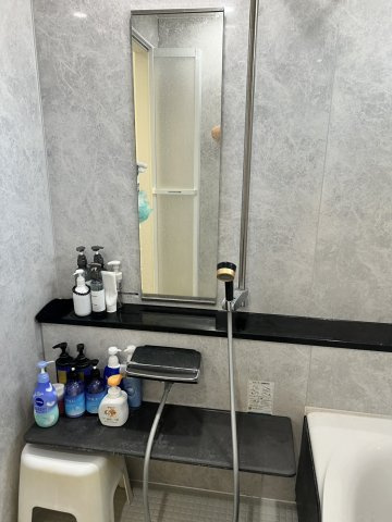 栃木市の築浅注文住宅！太陽光＆蓄電池設置の浴室