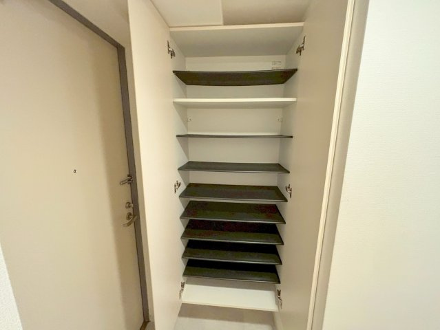 EL-Sia Shin-Osakaの収納