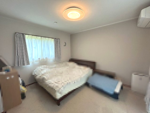 長岡京市奥海印寺大見坊の洋室|洋室（約7.25帖）
ウォークインクローゼット付きで、主寝室に丁度良いお部屋です！