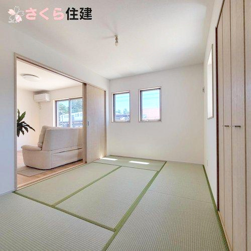 いろどりアイタウン　日光市瀬尾22-P3　4号棟の和室|リビング隣には６帖の和室◎来客の際のお泊りスペースとしても活用いただけます◎