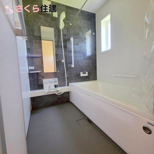 いろどりアイタウン　日光市瀬尾22-P3　4号棟の浴室|ゆったりとした浴室はお子様と一緒に楽しいお風呂時間を過ごせます♪