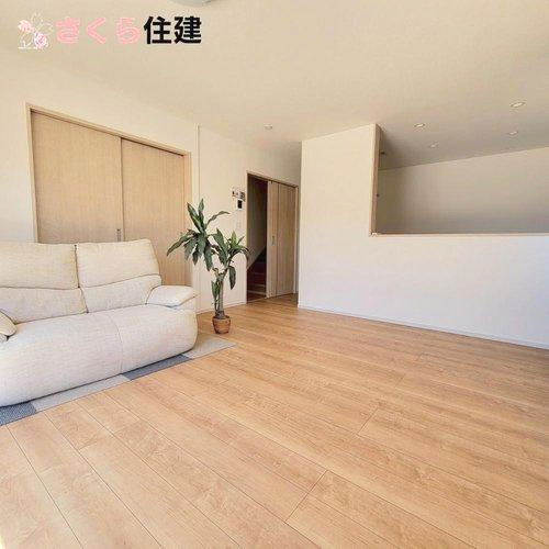 いろどりアイタウン　日光市瀬尾22-P3　4号棟の居間・リビング|19帖の広々としたリビング◎