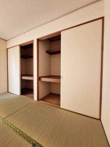 ドミール新町のロビー|管理の行き届いた共用部☆