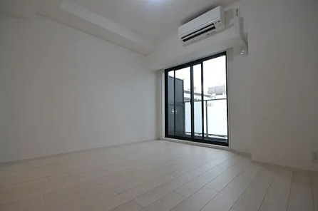 プライマル御茶ノ水の居間・リビング