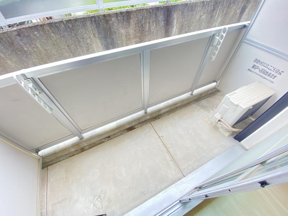 サテライト芦屋宮塚のバルコニー