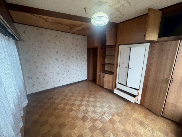 鹿嶋市大字根三田　中古戸建の洋室