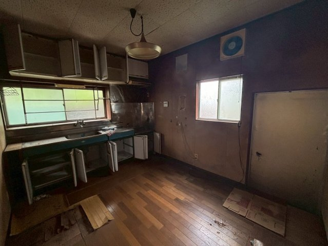 鹿嶋市大字根三田　中古戸建のキッチン