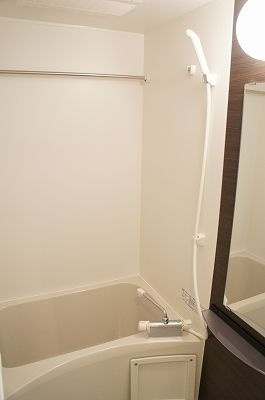 リブリ・レイヴ花園の浴室