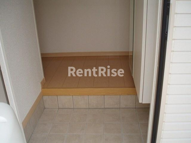 ラッフィナートＣの玄関|玄関