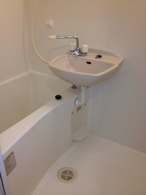 【浴室】 | レオパレスくおれ