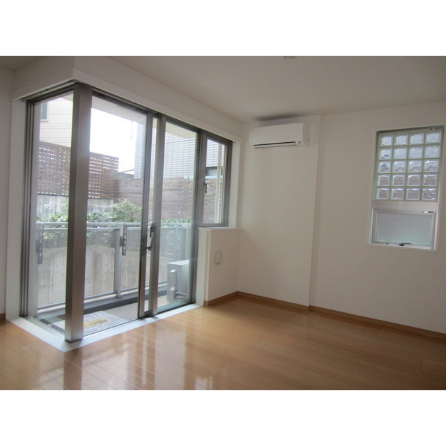 カーサ・デル・ソル小石川の居間・リビング