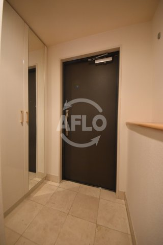 ロイヤルタワー大阪谷町の玄関|ロイヤルタワー大阪谷町　玄関