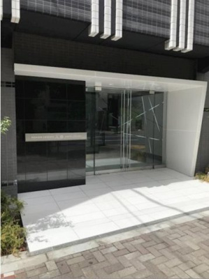 【エントランス】 | メイクスデザイン入谷アジールコート