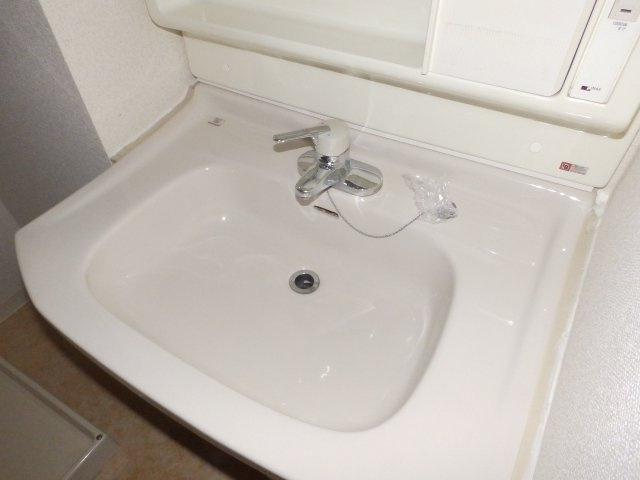 ヒルスカイ六甲の洗面所